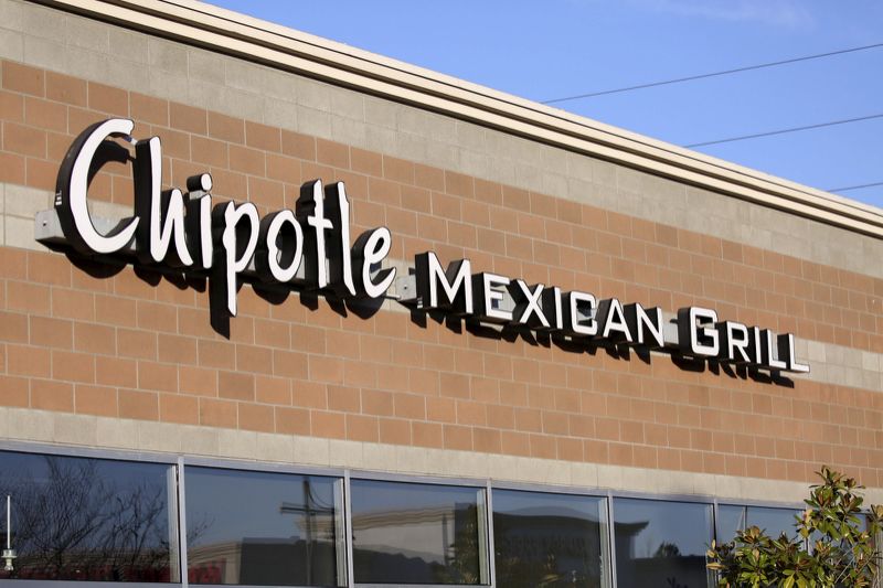 Tally of BC students sick from Chipotle jumps to 120