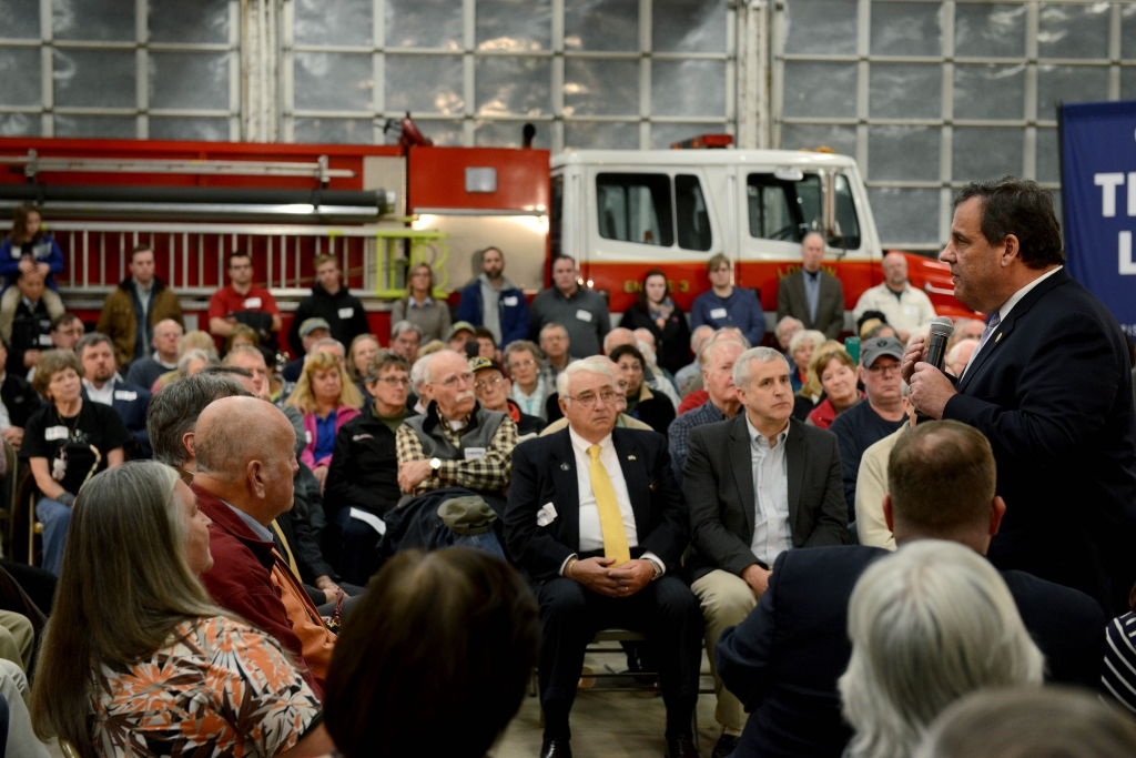 Chris Christie speaks during a town hall meeting at the Loudon NH Fire Department