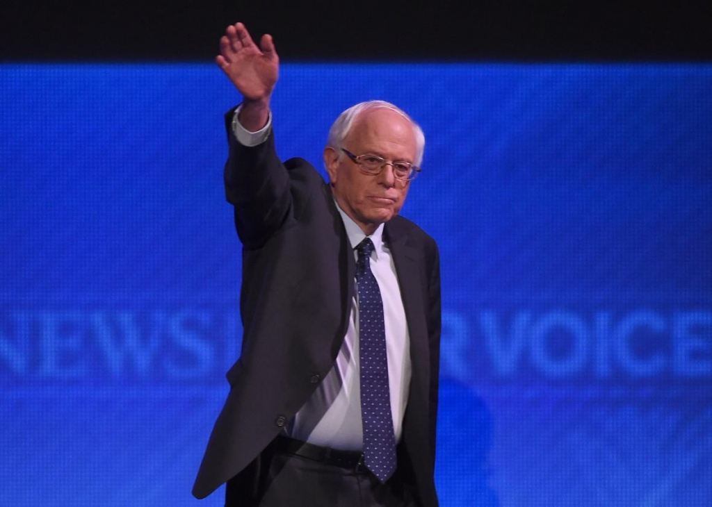 502025762-democratic-presidential-hopeful-bernie-sanders-arrives