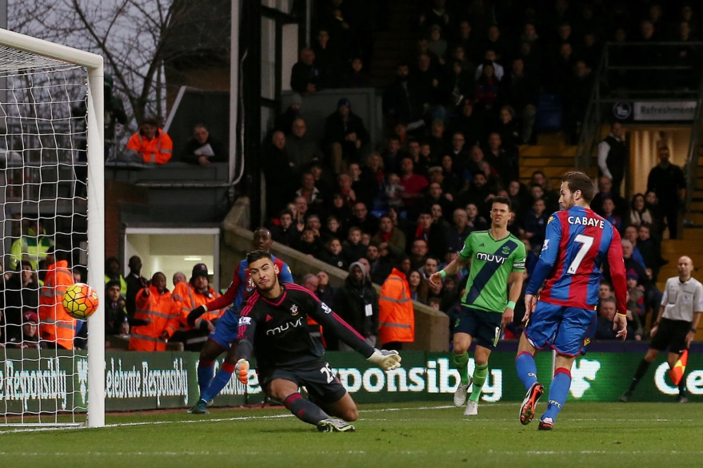 James McArthur 'ignoring' transfer talk amid Arsenal link