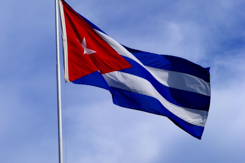 US and Cuba to resume regular commercial flights