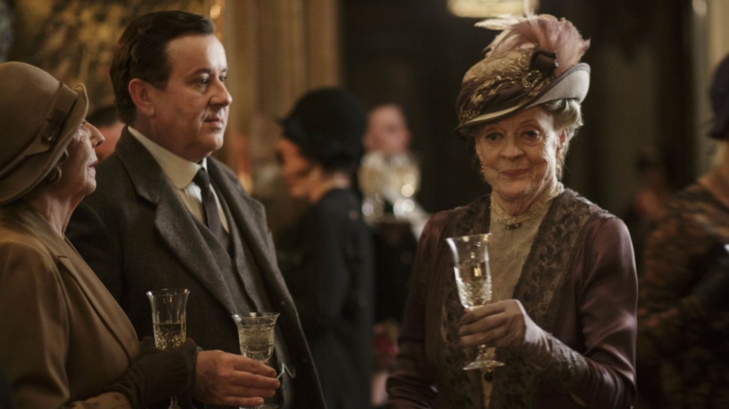 Downton Abbey producers deny show ended because Dame Maggie Smith quit