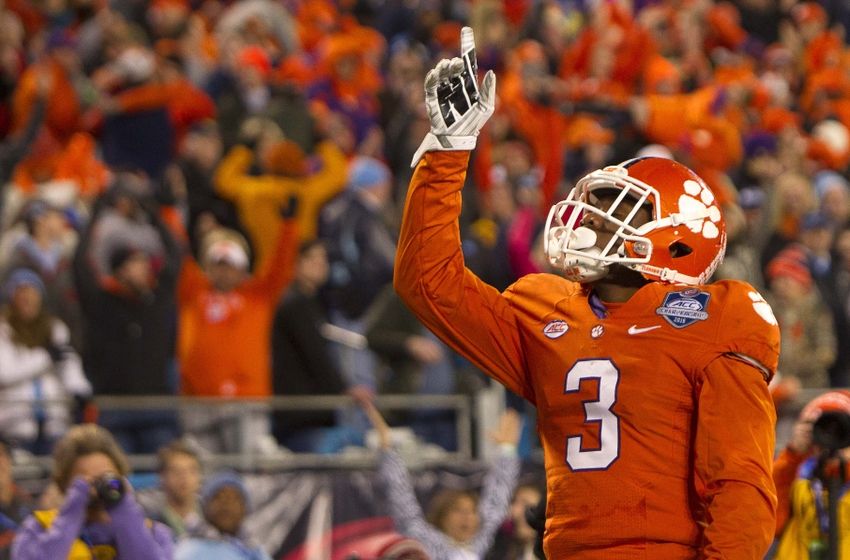 ACC Championship Game 2015 Clemson Tigers trade blows with NC Tar Heels win ACC Title