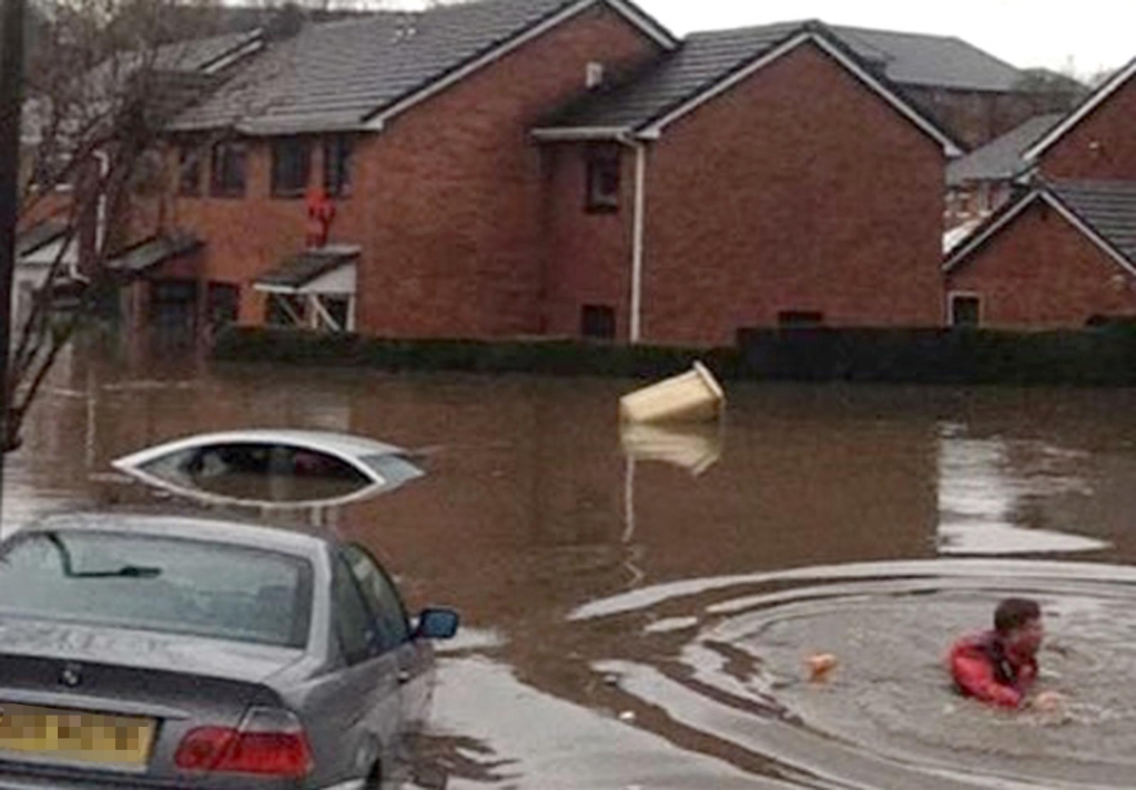 Flooding in Kearsley Bolton