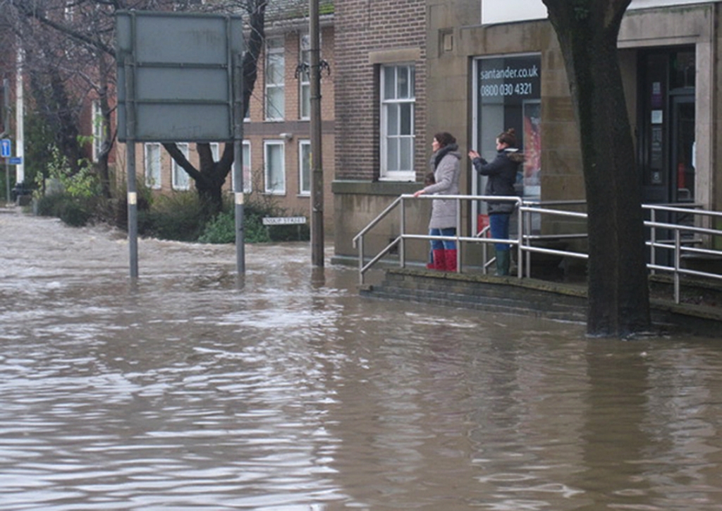 Lancaster And Morecambe Citizen Flooding in Padiham