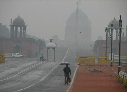 Delhi observes coldest day and night of the season