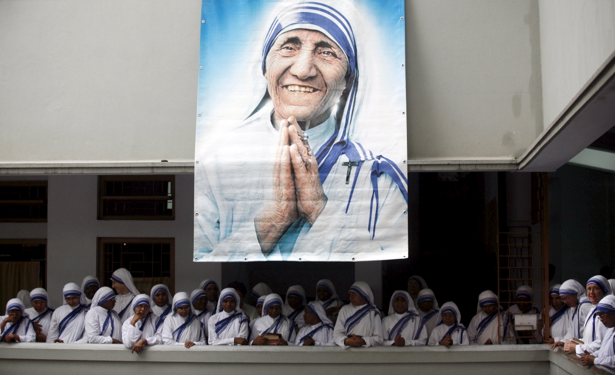 Questions and answers about Mother Teresa and making saints