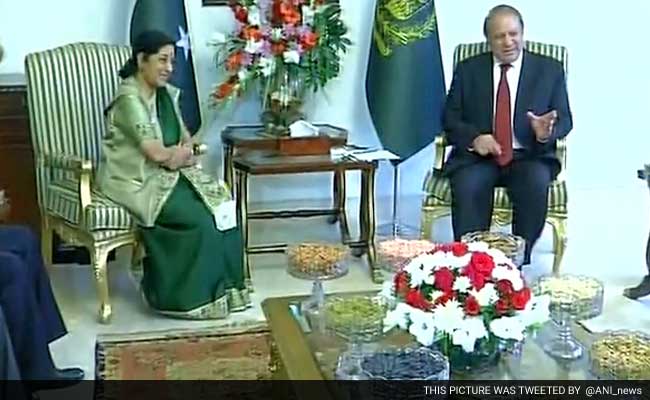 India Pakistan break ice to resume talks