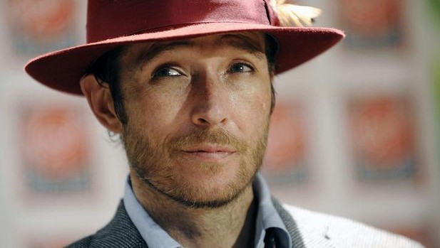 Former Stone Temple Pilots and Velvet Revolver frontman Scott Weiland