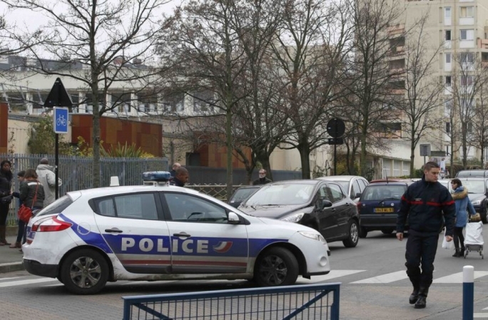 Paris teacher stabbed by masked man who yelled support for ISIS