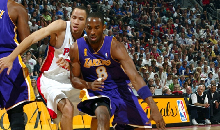 Getty Images  NBAE  

  Kobe's Last Stand At The Target Center