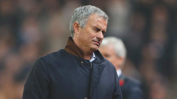 Beckham hopes Mourinho will make swift Premier League return