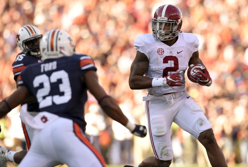 Derrick Henry racked up more yards than Auburn's complete team throughout the