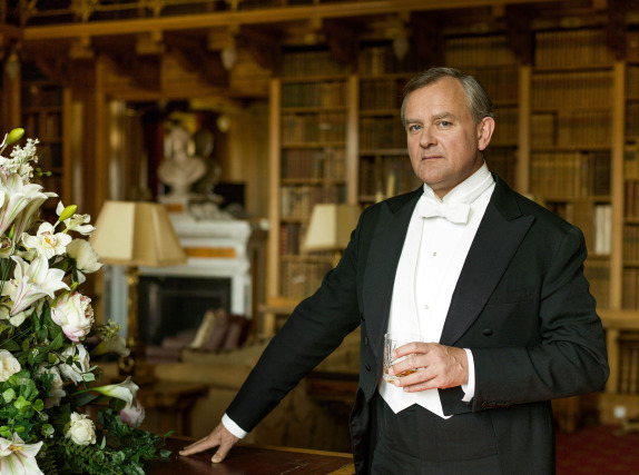 Downton takes on Walford in TV ratings battle