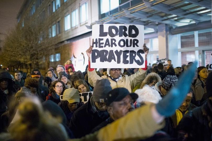 Hundreds march in Chicago a day after mayor's apology speech