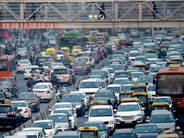 Supreme Court no to sale of diesel cars of over 2-litre engines in Delhi