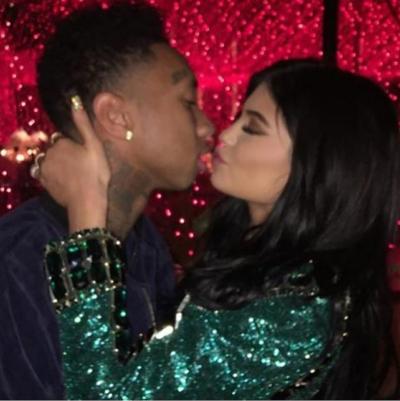 Kylie Jenner kisses boyfriend Tyga on Christmas Eve