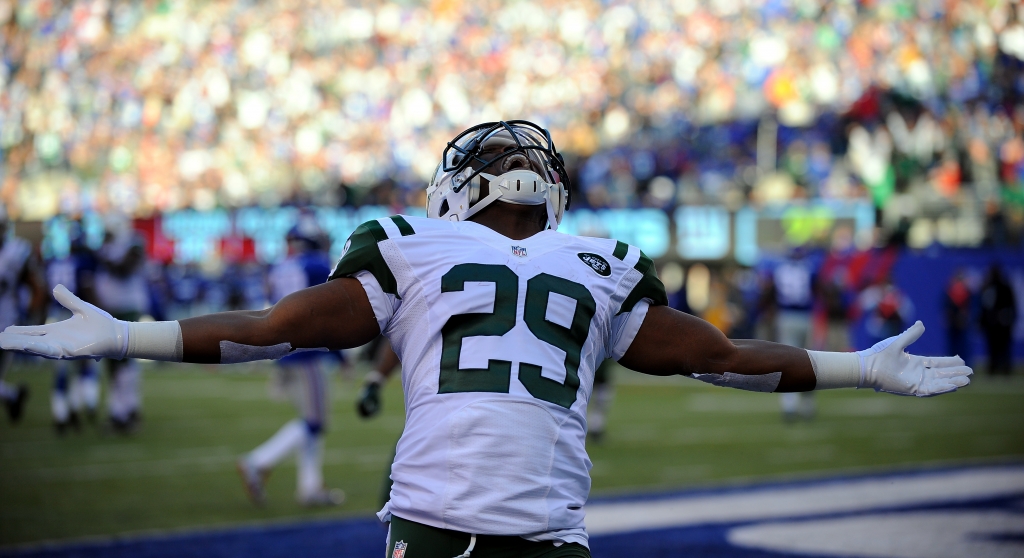 Metlife Stadium East Rutherford N.J. New York Giants lead 17-10 in the 2nd half New York Jets running back Bilal Powell #29 celebrates as he runs for a td in the 2nd quarter