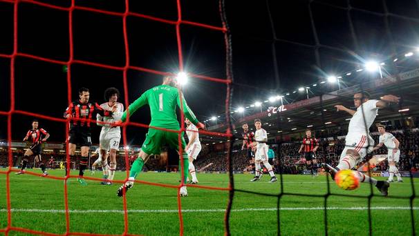 Joshua King puts Bournemouth ahead 2-1