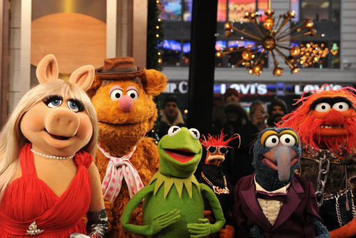 The Muppets take over'Good Morning America' on Nov. 27 2012