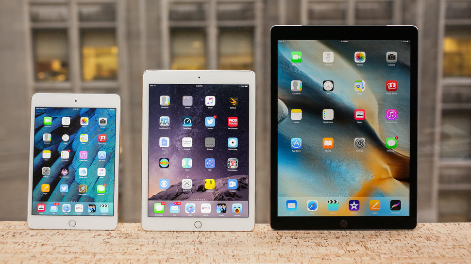 Know your sizes iPad Mini 4 iPad Air 2 iPad Pro.                Sarah Tew  CNET