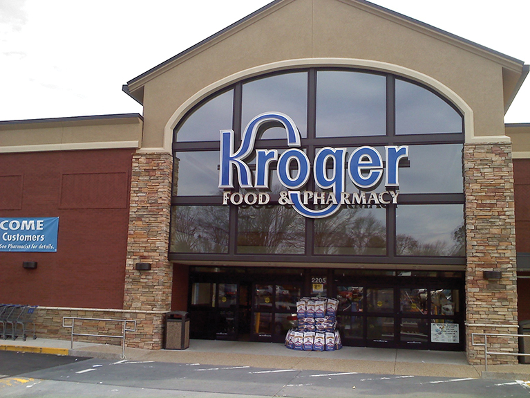 Supermarket operator Kroger's profit beats on lower costs