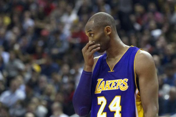 Los Angeles Lakers Kobe Bryant takes a moment