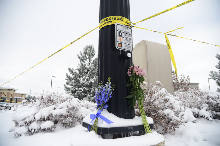 VIDEO: Relatives watch as Planned Parenthood shooting suspect appears in court