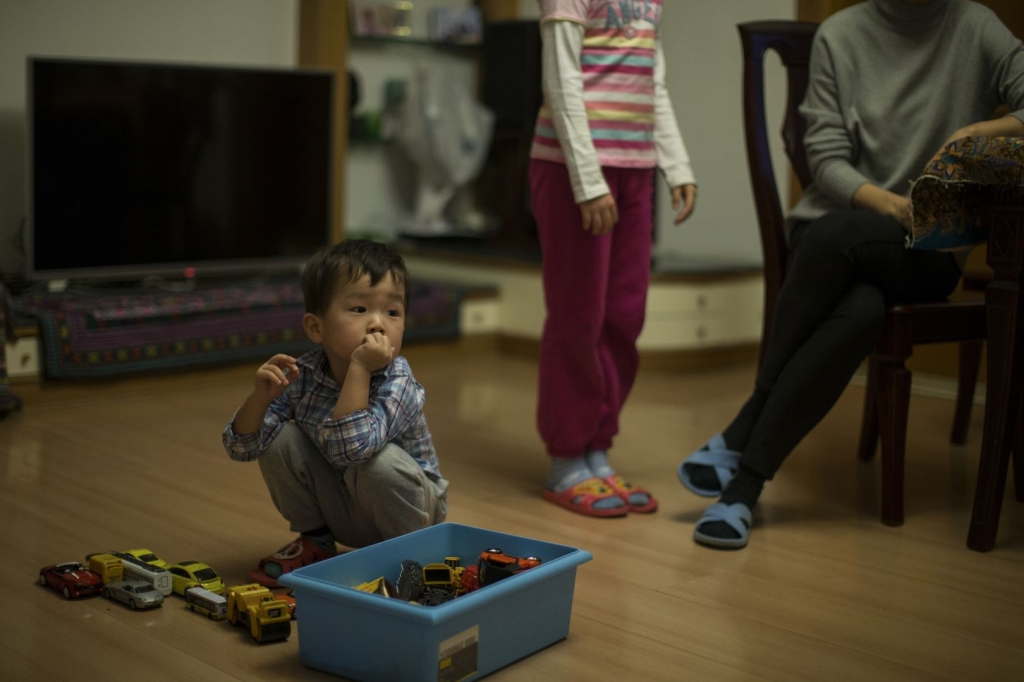 In Beijing a day off school for smog is no fun for anyone