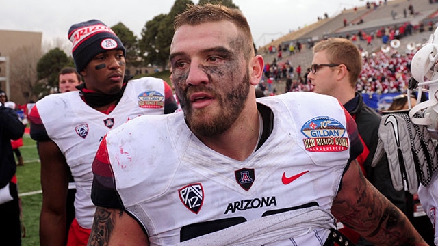 Scooby Wright finished his final game at Arizona with 15 tackles and two sacks