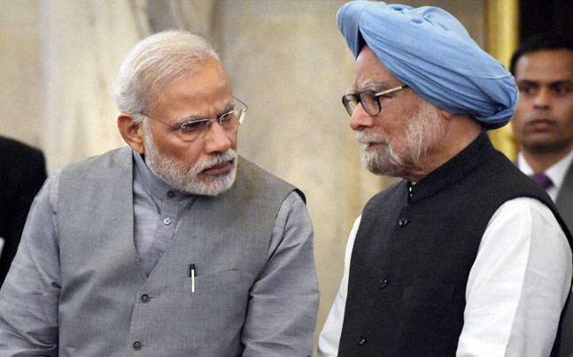 Modi invites Manmohan and Sonia Gandhi for'Chai pe Charcha today