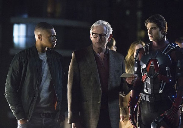 Legends of Tomorrow Victor Garber Brandon Routh Franz Drameh