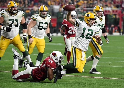 Rodgers sacked 8 times in loss to Cardinals