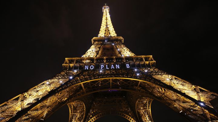 Paris Climate Conference Reaches 'Powerful Yet Delicate' Accord