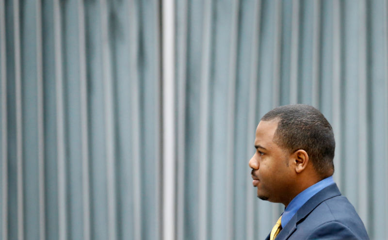 First Baltimore Cop on Trial in Freddie Gray Death Takes Stand in His Own Defense