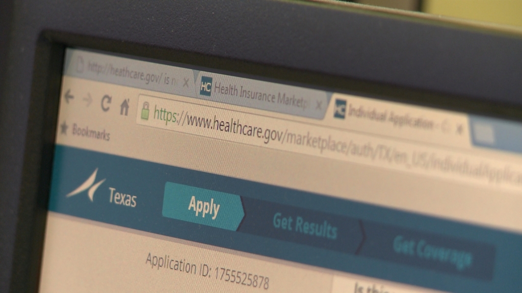 HHS partners with pharmacies to enroll more people in ObamaCare