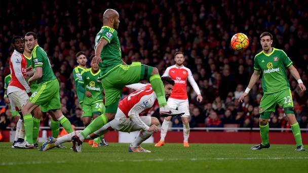 Olivier Giroud scored at both ends for Arsenal against Sunderland