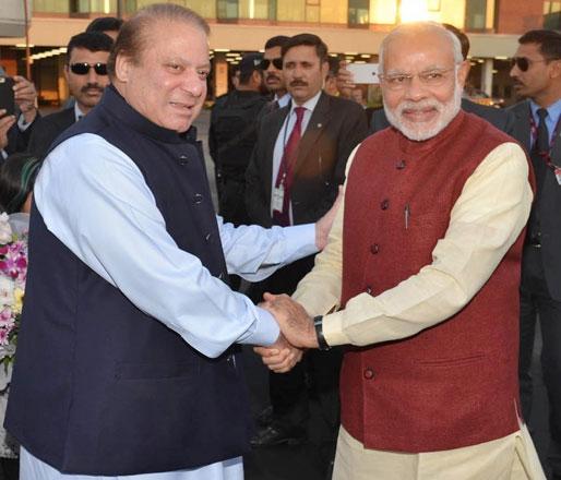 India's Modi makes surprise Pakistan visit