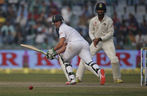 Ind vs SA 4th Test Amla gone but de Villiers continues to frustrate India