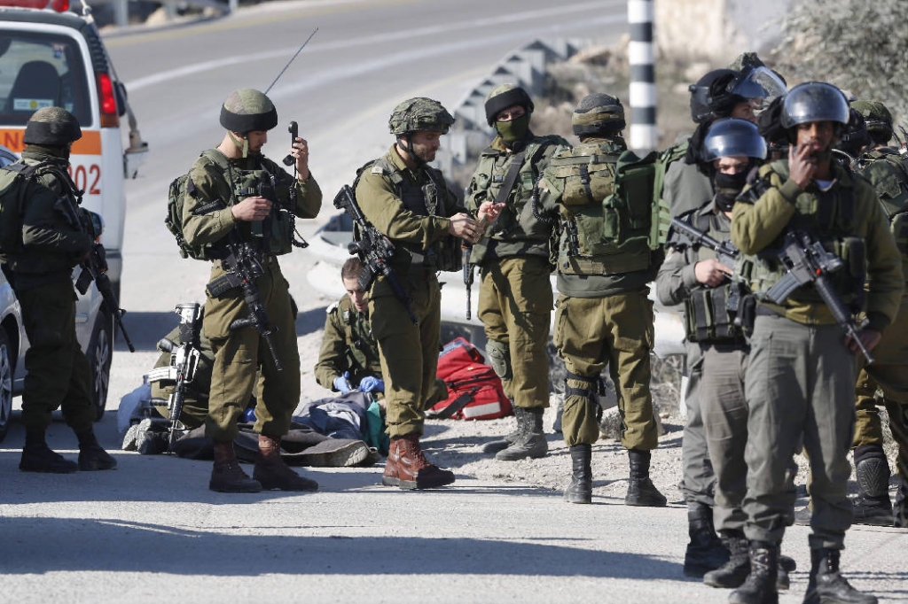 3 injured in stabbing at Old City of Jerusalem