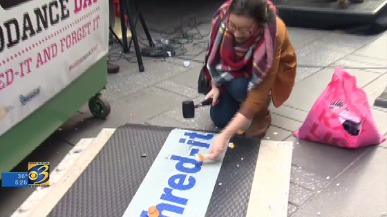 People bring bad memories to shred at 'Good Riddance Day&#39 in NY story image