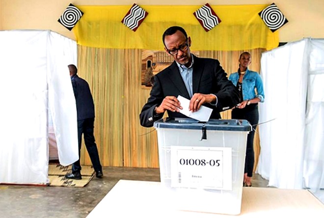 President Paul kagame casting his vote at Rugunga polling station