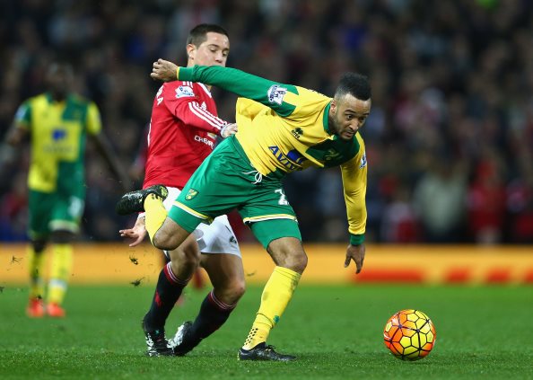 Rooney, Smalling and Herrera fit for Norwich clash