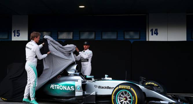 Rosberg on pole again for final race