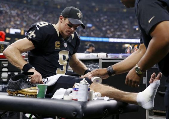 New Orleans Saints quarterback Drew Brees has