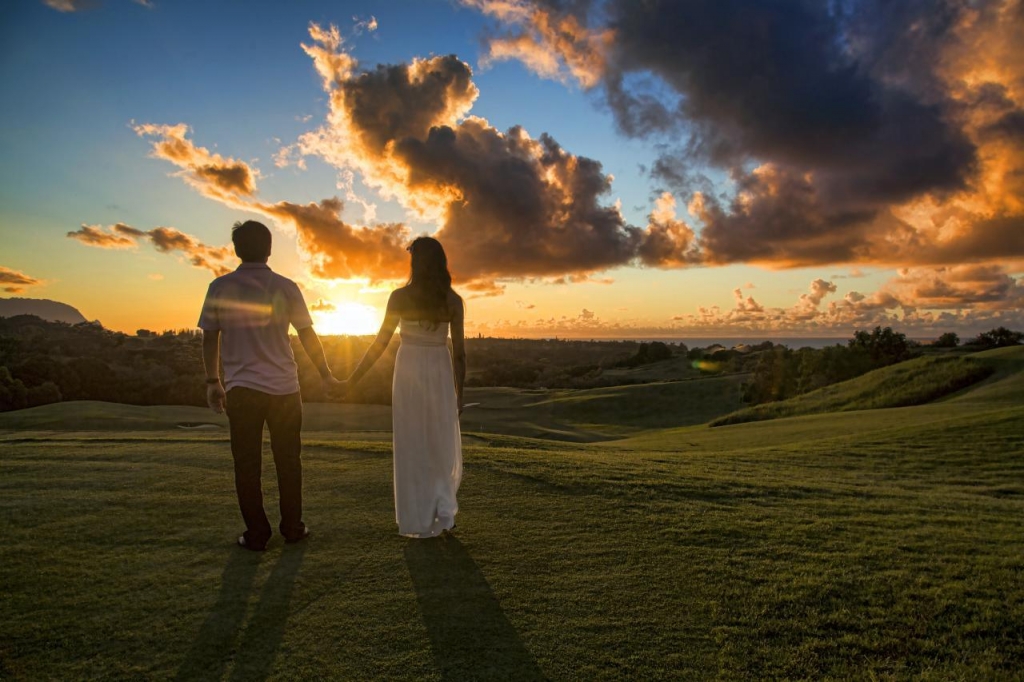 'Moving-In vs. Marriage Mexican Stand-off