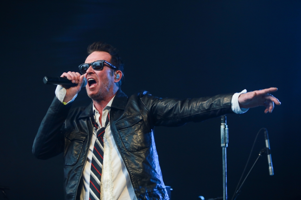 Scott Weiland performed at the Rachael Ray Feedback Party at Stubb's during SXSW 2015 in March. TINA PHAN  AMERICAN-STATESMAN