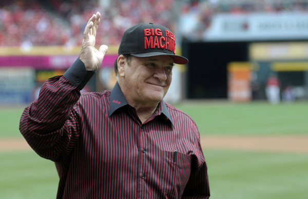 Pete Rose acknowledges the crowd during a ceremony at Great American Ball Park