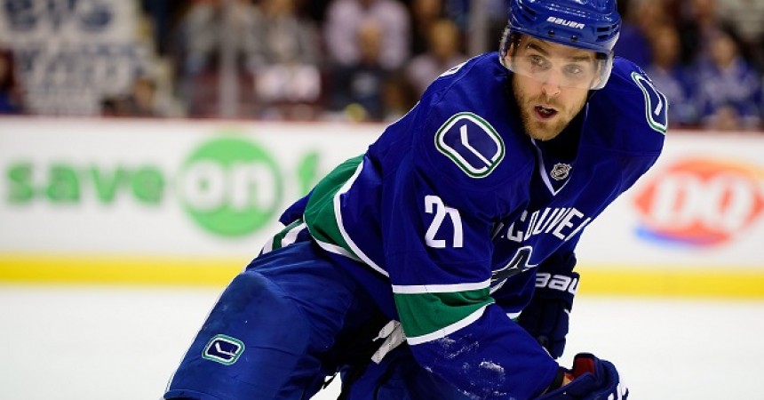 Brandon Sutter, Canucks centre, has surgery for sports hernia