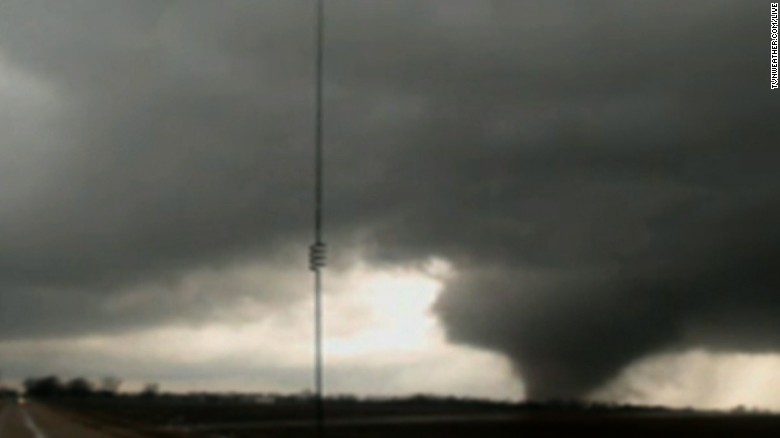 151223170314-funnel-cloud-tornado-clarksdale-mississippi-exlarge-tease